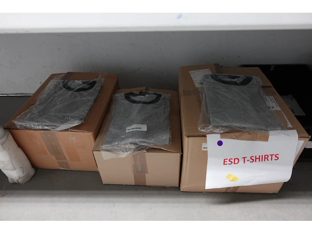 Volledige inhoud bureau - afbeelding 20 van  20