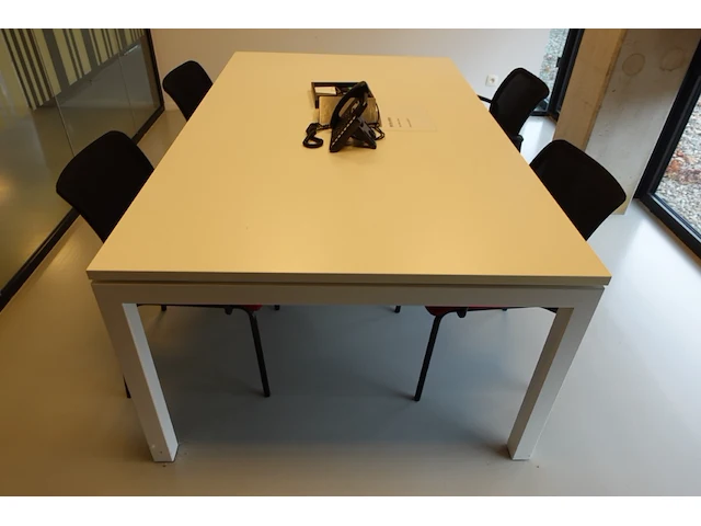 Volledige inhoud bureau - afbeelding 2 van  3