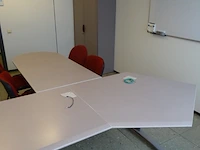 Volledige inhoud bureauruimte - afbeelding 2 van  6