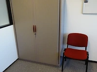Volledige inhoud bureauruimte - afbeelding 3 van  6