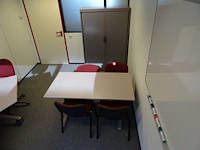 Volledige inhoud bureauruimte - afbeelding 2 van  8