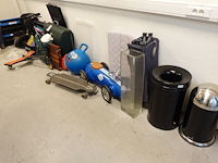 Volledige inhoud bureauruimte - afbeelding 15 van  17