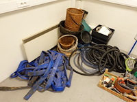 Volledige inhoud bureauruimte - afbeelding 2 van  14