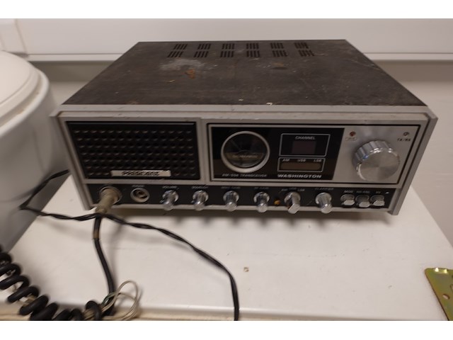 Volledige inhoud bureauruimte - afbeelding 8 van  14