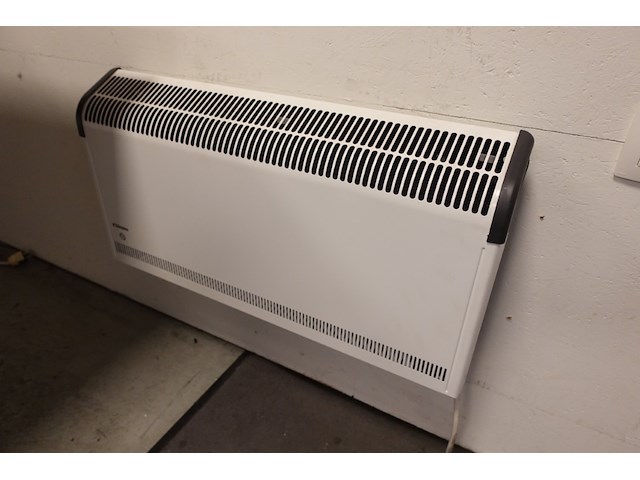 Volledige inhoud bureauruimte - afbeelding 5 van  13