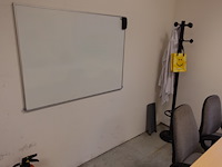 Volledige inhoud bureauruimte - afbeelding 7 van  13