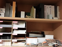 Volledige inhoud bureaus - afbeelding 17 van  28