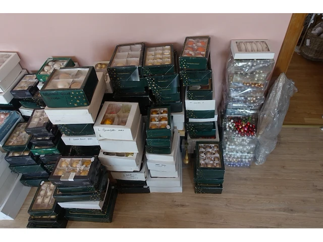 Volledige inhoud kamer - afbeelding 7 van  14