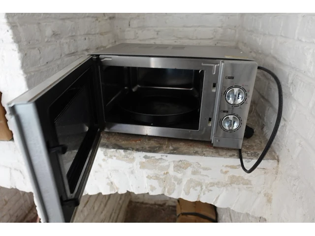 Volledige inhoud kamer - afbeelding 8 van  23