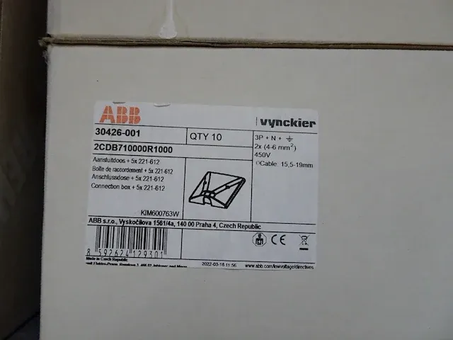 Volledige inhoud kast - afbeelding 3 van  8