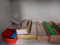 Volledige inhoud kast - afbeelding 6 van  9