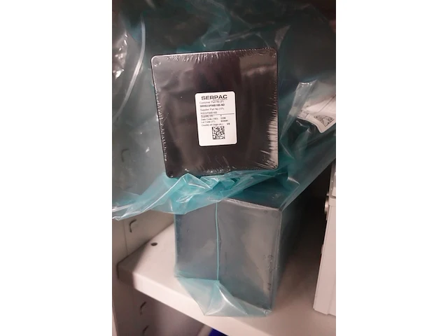 Volledige inhoud kast - afbeelding 6 van  10