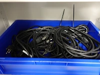 Volledige inhoud kast - afbeelding 7 van  10