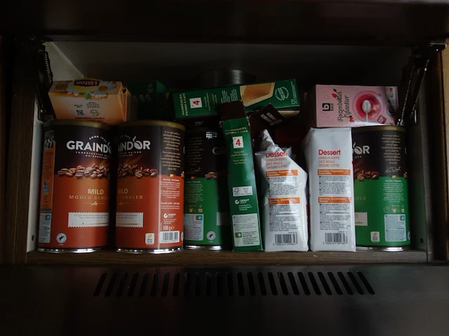 Volledige inhoud keuken - afbeelding 23 van  23