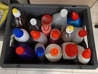 Volledige inhoud keukenruimte - afbeelding 11 van  12