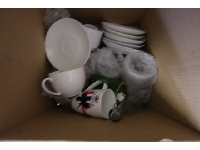 Volledige inhoud keukenruimte - afbeelding 12 van  12