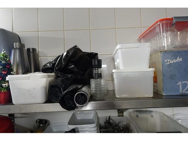 Volledige inhoud liggers + rest - afbeelding 4 van  21