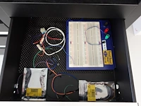 Volledige inhoud materiaalkar divers testtoebehoren - afbeelding 8 van  9