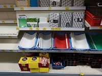 Volledige inhoud rek bureaumateriaal - afbeelding 4 van  6