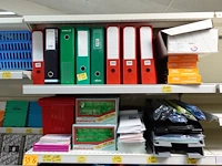Volledige inhoud rek bureaumateriaal - afbeelding 5 van  6