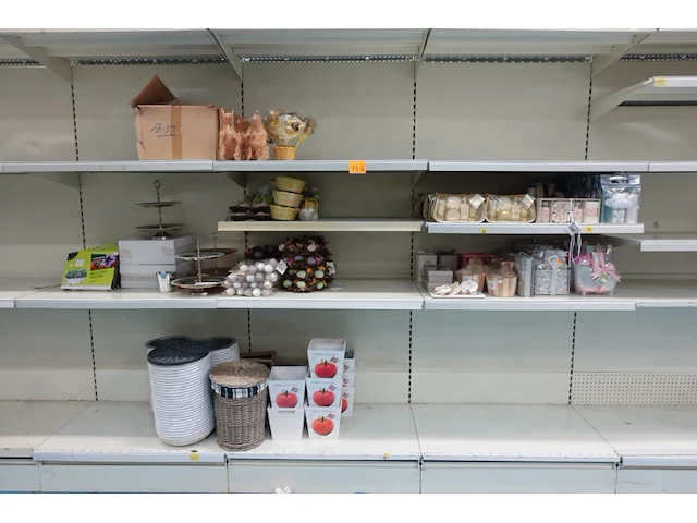 Volledige inhoud rek decoratie + badtoebehoren - afbeelding 1 van  5