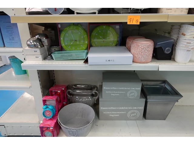 Volledige inhoud rek decoratie - afbeelding 3 van  5