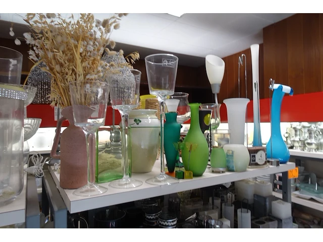 Volledige inhoud rek diverse decoratie - afbeelding 6 van  35