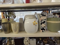 Volledige inhoud rek diverse decoratie - afbeelding 24 van  35