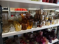 Volledige inhoud rek diverse decoratie - afbeelding 31 van  35