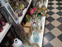 Volledige inhoud rek diverse decoratie - afbeelding 34 van  35