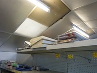 Volledige inhoud rek diverse kaders en decoratie - afbeelding 8 van  16