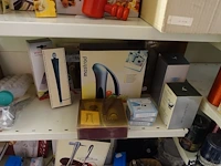 Volledige inhoud rek diversen - afbeelding 2 van  32