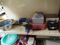 Volledige inhoud rek diversen - afbeelding 5 van  32