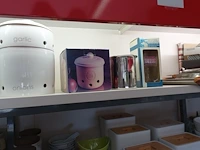 Volledige inhoud rek diversen - afbeelding 7 van  25