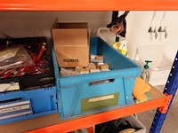 Volledige inhoud rek diversen - afbeelding 2 van  34