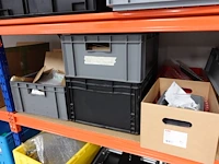 Volledige inhoud rek diversen - afbeelding 10 van  34