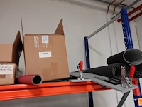 Volledige inhoud rek diversen - afbeelding 30 van  34