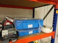 Volledige inhoud rek diversen - afbeelding 34 van  34