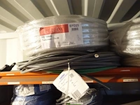 Volledige inhoud rek elektriciteitskabels - afbeelding 18 van  23
