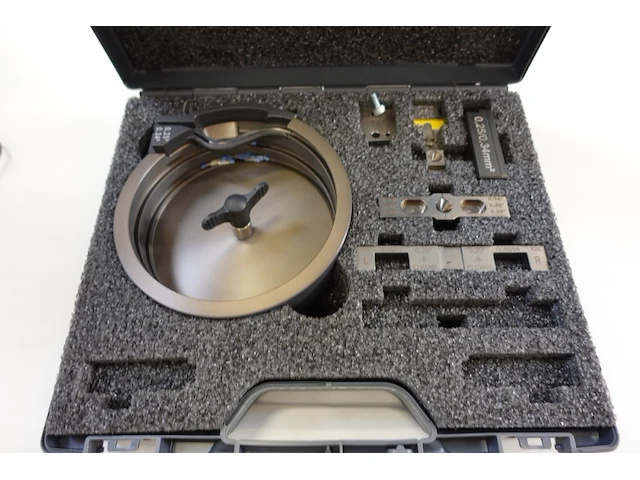 Volledige inhoud rek elektrisch krimptoebehoren - afbeelding 2 van  22