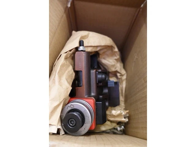 Volledige inhoud rek elektrisch krimptoebehoren - afbeelding 5 van  22