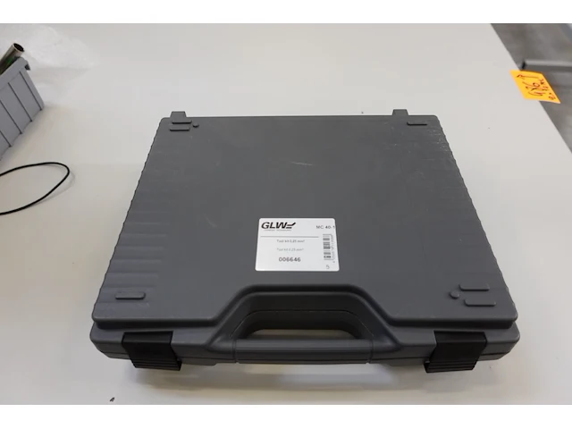 Volledige inhoud rek elektrisch krimptoebehoren - afbeelding 21 van  22