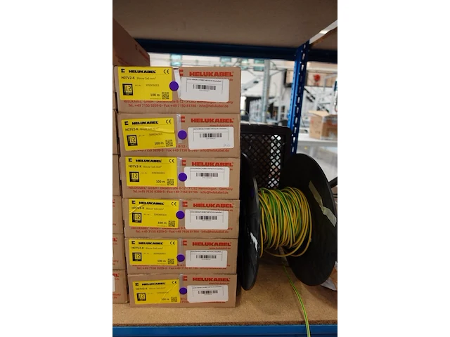 Volledige inhoud rek elektrische kabels - afbeelding 3 van  26