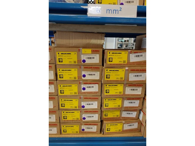 Volledige inhoud rek elektrische kabels - afbeelding 5 van  26