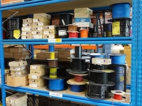 Volledige inhoud rek elektrische kabels - afbeelding 8 van  26