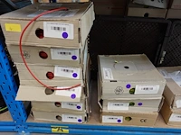 Volledige inhoud rek elektrische kabels - afbeelding 11 van  26