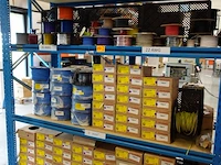 Volledige inhoud rek elektrische kabels - afbeelding 1 van  26