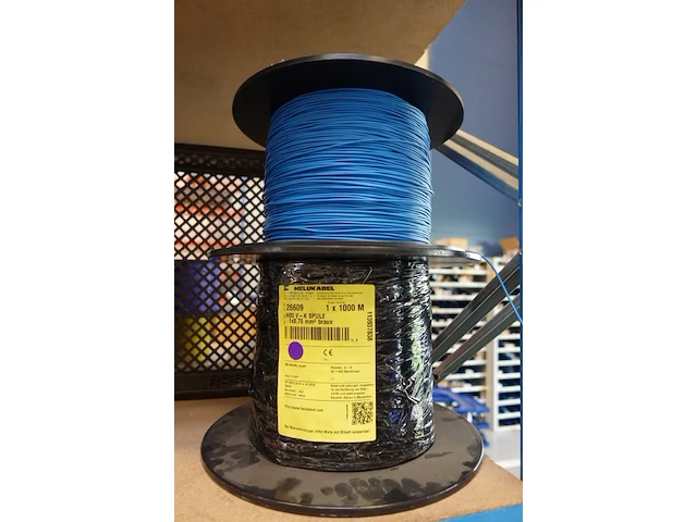 Volledige inhoud rek elektrische kabels - afbeelding 15 van  26