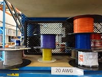 Volledige inhoud rek elektrische kabels - afbeelding 23 van  26