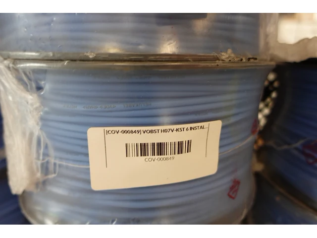 Volledige inhoud rek elektrische kabels - afbeelding 25 van  26